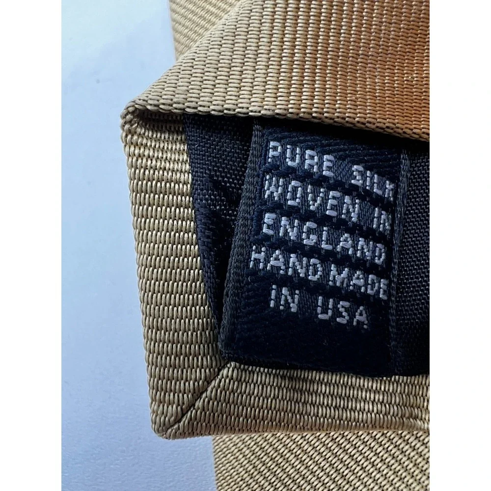 Brothers Makers Pure Silk Woven Gold Men's Necktie Hand Made‎ USA L: 58